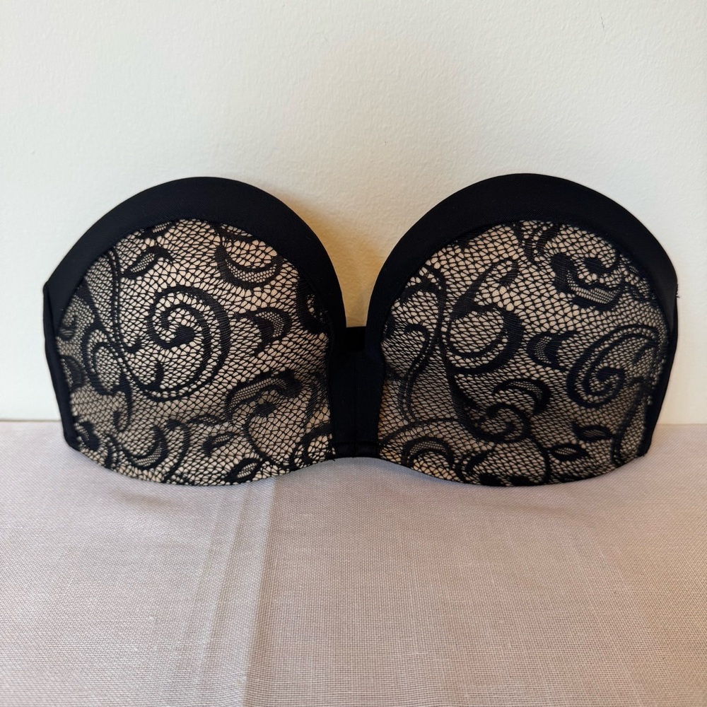 Elegant Black Lace Strapless Bra 30C Fancy Club lingerie Event 0061
